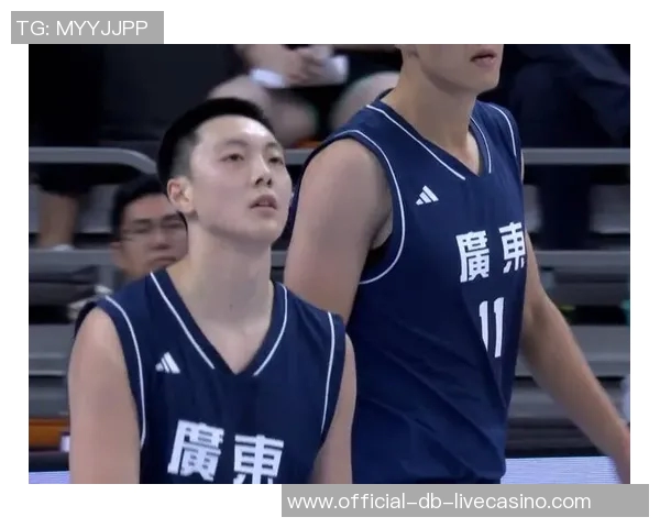 保胡明轩成为广东队核心球员特雷伯克主动让位签约价值显著